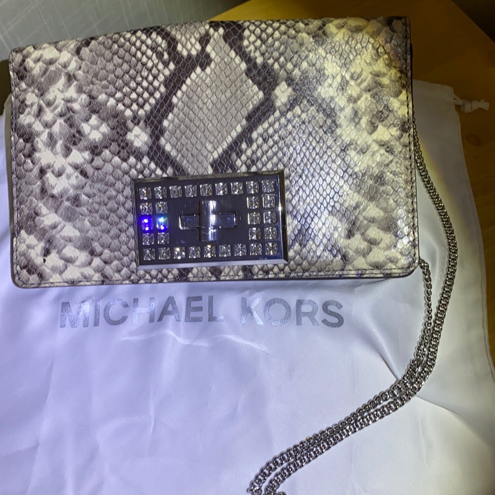 Authentic ✨Gorgeous✨ Michael Kors Ellie Python Snake Lock Rhinestone handbag Bag